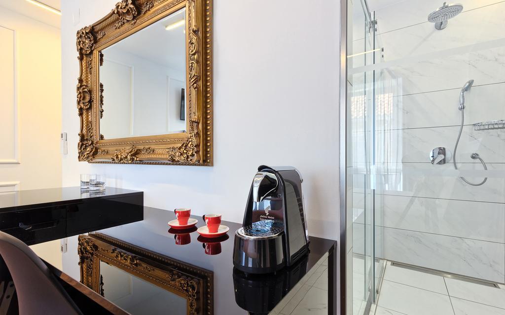 Mincheta - Luxury Rooms Primošten المظهر الخارجي الصورة