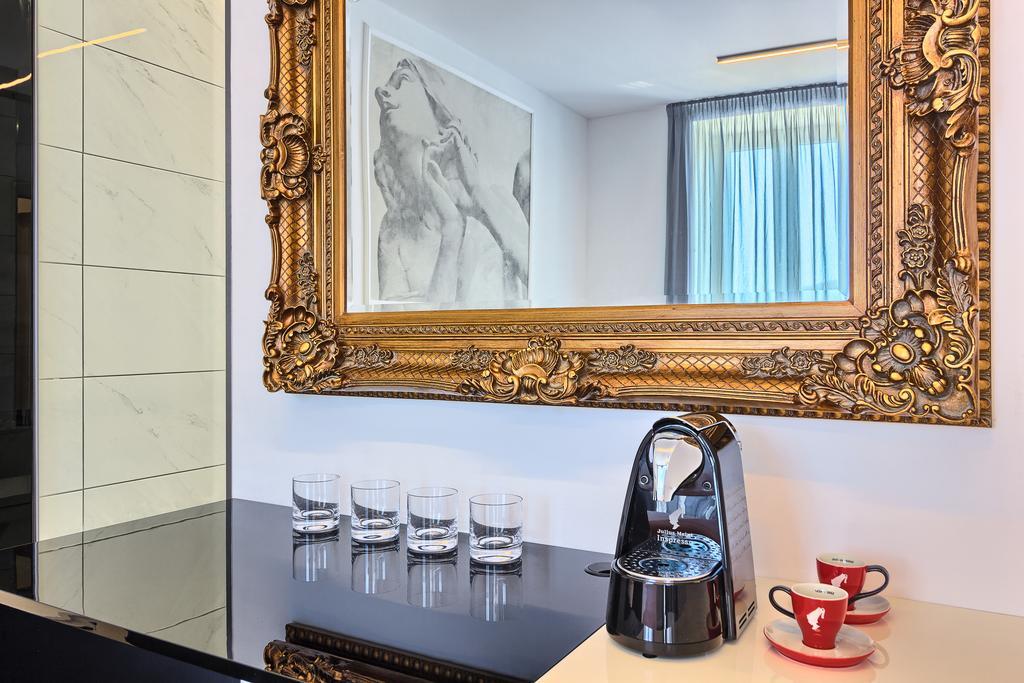 Mincheta - Luxury Rooms Primošten المظهر الخارجي الصورة