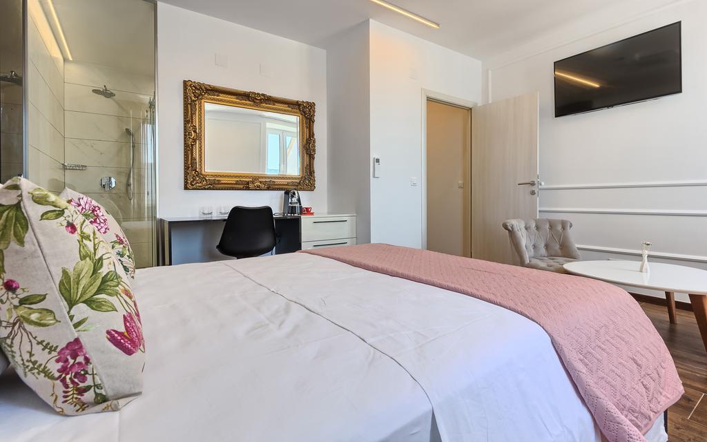Mincheta - Luxury Rooms Primošten المظهر الخارجي الصورة