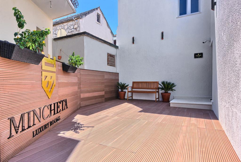 Mincheta - Luxury Rooms Primošten المظهر الخارجي الصورة